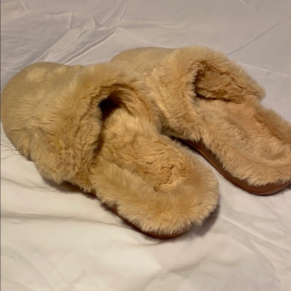 tan fuzzy slippers